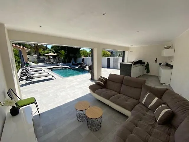 Hébergement de vacances Villa La désirée'ade à Roquebrune-sur Argens