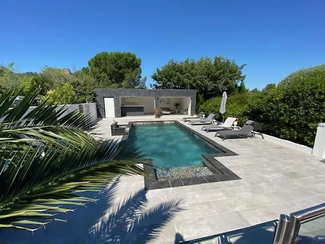 Hébergement de vacances Villa La désirée'ade à Roquebrune-sur Argens